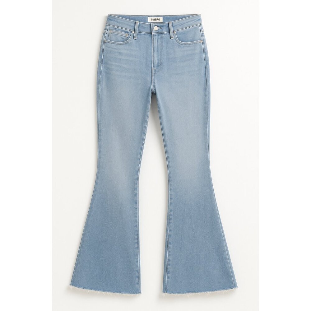 L’AGENCE High-Rise Micro Bootcut Jeans Blue Cloud Light Wash Size 26
